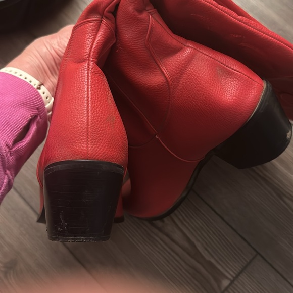 Tall red cowgirl boots - Picture 4 of 6